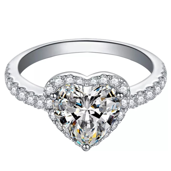 925 Silver Heart Cubic Zirconia Stone Ring - Picture 4 of 4